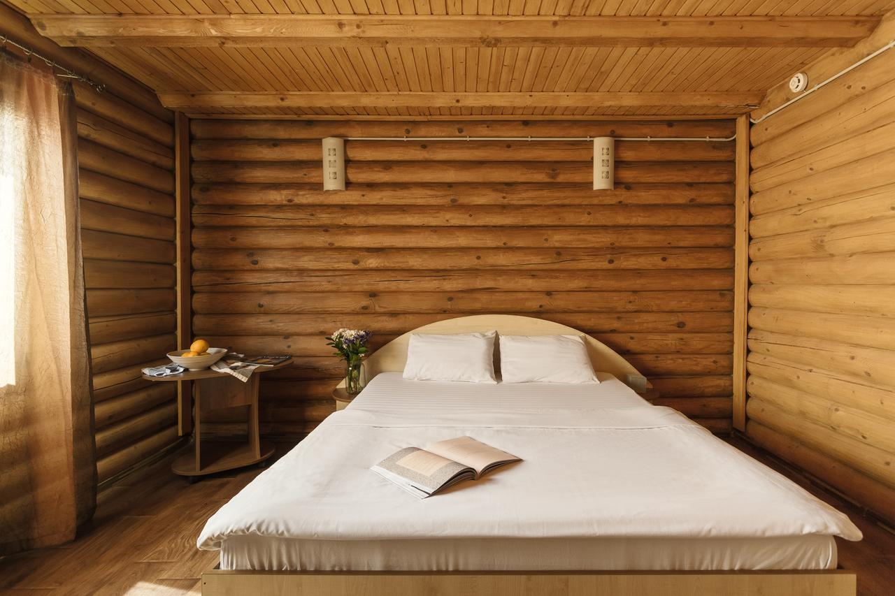 Ensenada Hotel Hrybiwka Zewnętrze zdjęcie
