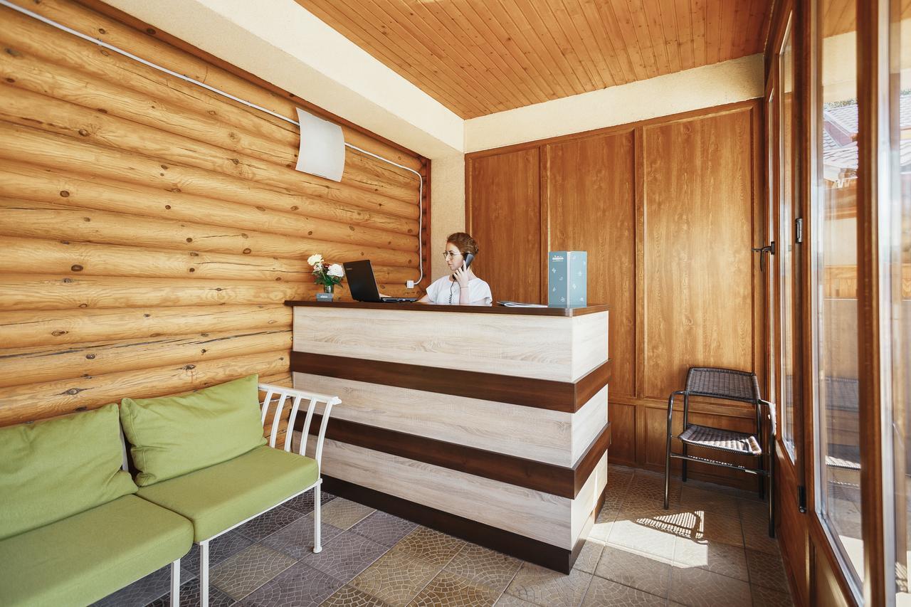 Ensenada Hotel Hrybiwka Zewnętrze zdjęcie